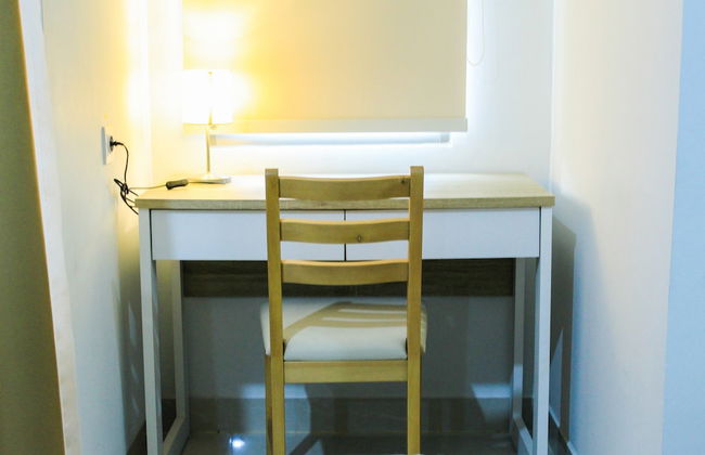 Modern and Comfortable Studio Springwood Apartment - Photo 15