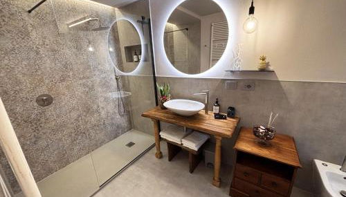 Torre Antica Montese appartamento 1 - Foto 3, Shower