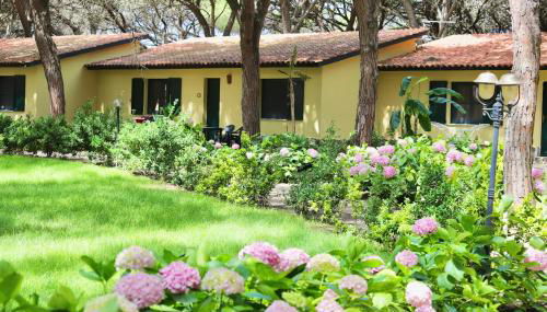 Residence with swimming-pool in Arborea just 300 meters from the beach - Foto 5, Garden