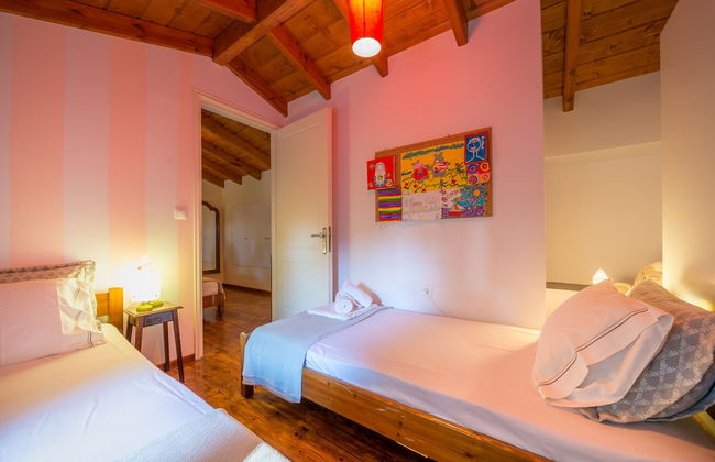 My Little House - Family House with Private Terrace - Photo 3