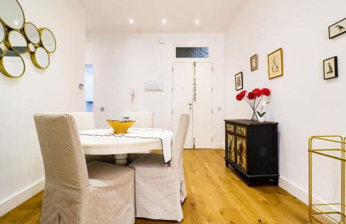 Chamberi Boutique - Photo 11