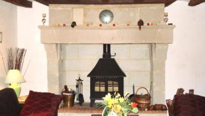 La Maison Tournesol - 3 bedroom house with large garden near Saumur - Photo 2