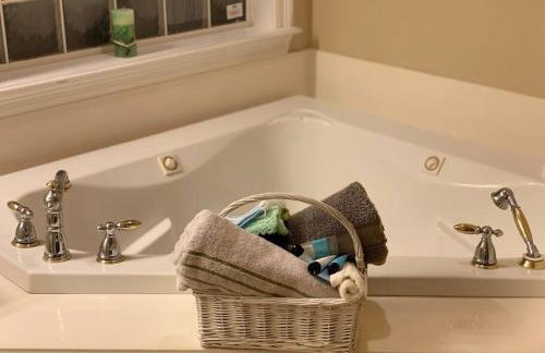 Luxury, modern, homely 4 bedroom house, close to city center, hospitals and shopping centers - Foto 18