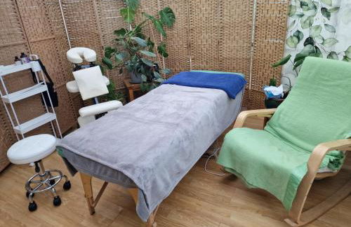 Cosy rustic cabin with hot tub and country views - Foto 39