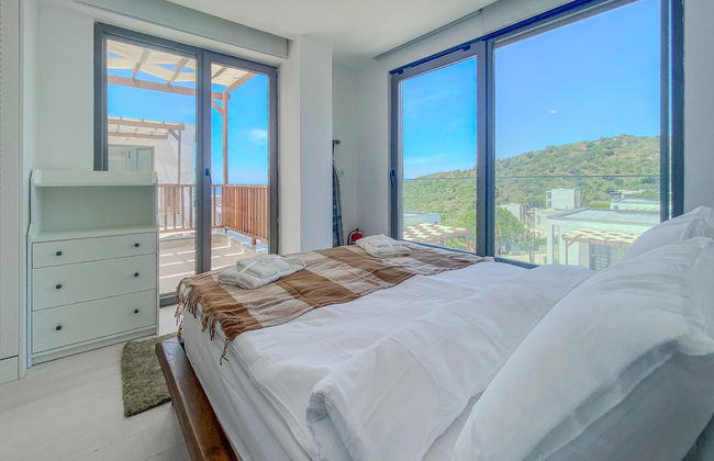 Sea View House w Balcony 3 min to Beach in Milas - Photo 11