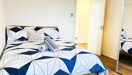 2-Bed Apartment Near ExCeL - Free Parking & WiFi - Ideal for Families, Business & Leisure - Foto 5