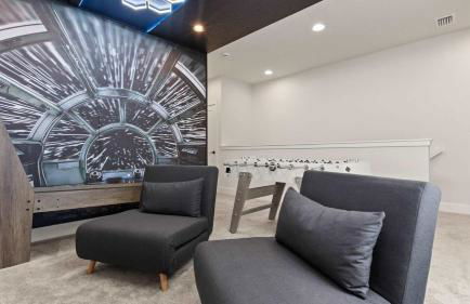 Upstay-Luxury 3BR Home w Private Pool & Games Room - Foto 9