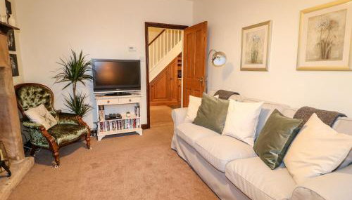 Woodbine Cottage - Photo 5