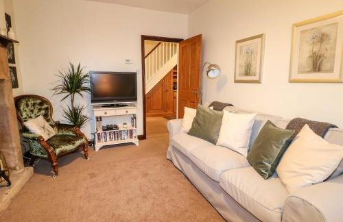 Woodbine Cottage - Photo 5