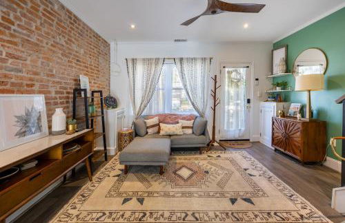 Charming 2BR Townhouse with Patio & Parking in DC - Foto 16