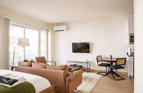 Walker's Point Studio with Gym and Balcony - Foto 5