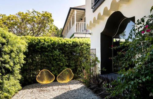 NEW! High-End Spanish Duplex | Luxury 3BR - Foto 5