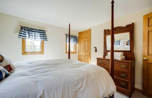 Winhall Home with Deck and Views, 6 Mi to Ski Slopes! - Foto 21