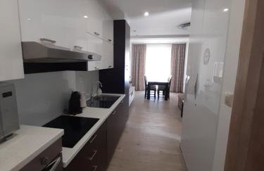 Apartment Lucky with Jacuzzi - Photo 11