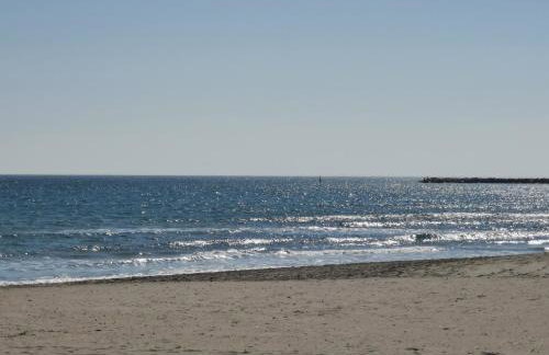 APARTAMENTO FAMILIAR a 100 mts de la Playa Reformado 2025 con WIFI - Photo 18