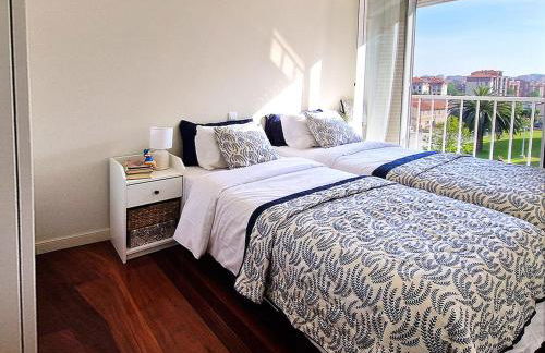 Apartamento, zona residencia con piscina, cerca de las playas en Santander - Foto 16