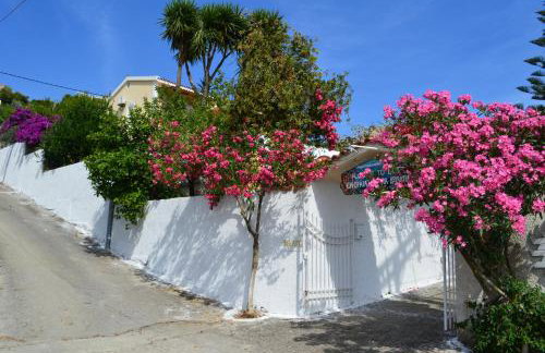 Mediterranean Studios - Photo 19