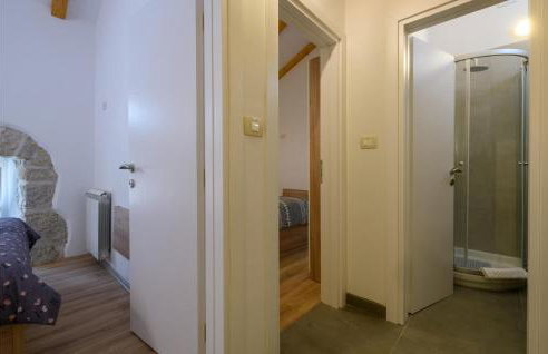 Amazing Home In Susnjevica With Wifi - Foto 13