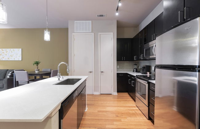 Luxury Med Center Fully Equipped King Sized Bed Condos - Foto 39