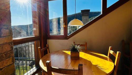 Casa Mya. A Modern Duplex in the Spanish Pyrenees - Photo 3