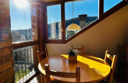 Casa Mya. A Modern Duplex in the Spanish Pyrenees - Photo 3