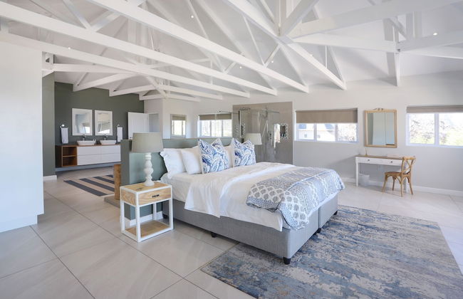 269 on Main - Photo 2