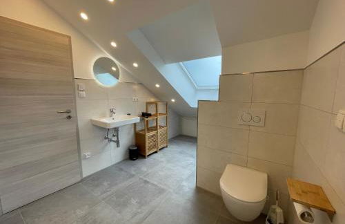 Helles ruhiges Appartement im Grünen - Foto 12