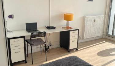 En hauteur, au pied du métro & 7mn du centre Lille - Foto 4