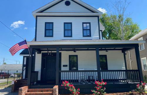 Historic, Full-reno, Downtown from Night Scene and Venues - Foto 1