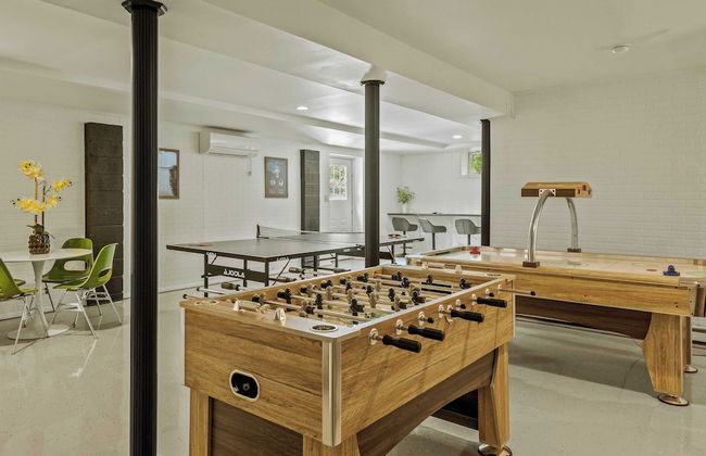 Mountain Mindset by Avantstay Pool, Hot Tub, Game Room, Firepit - Photo 2