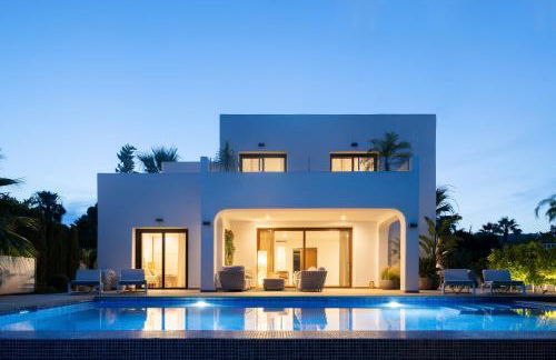 Villas Guzman - Artista - Photo 1