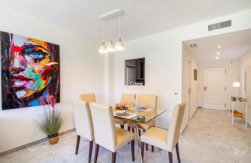 MARBELLA BANUS SUITES - Banús Playa Rocío - 3BR - 3BA - Direct Beach & Sea Access Complex - Outdoor Terrace w Garden Views - Pool - 3 Min Walk to Puerto Banús & Corte Ing Luxury Shopping - Ideal for Families - Foto 25