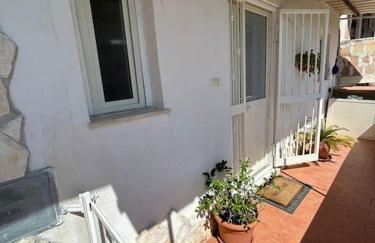 Stone House - Photo 14