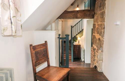 Porter's Lodge - Photo 15