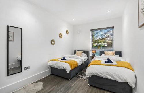 Stylish 2 Bed 2 Bath Hove Apartment - Walk to Station & Beach - Optional Parking - Sleeps 8 - Foto 3