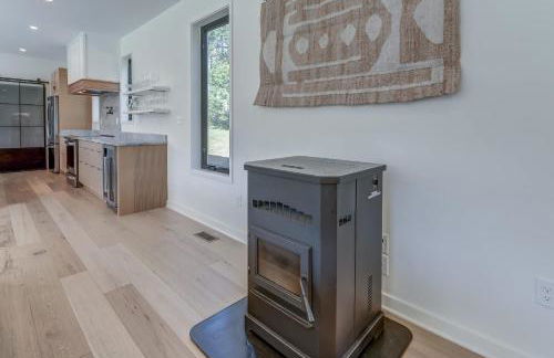 Contemporary Mountain Holiday Home with Hot Tub - Foto 16