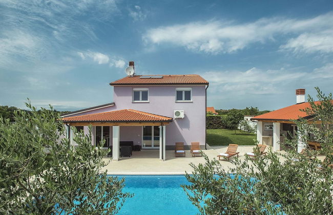 Family Villa With Swimming Pool - Foto 17