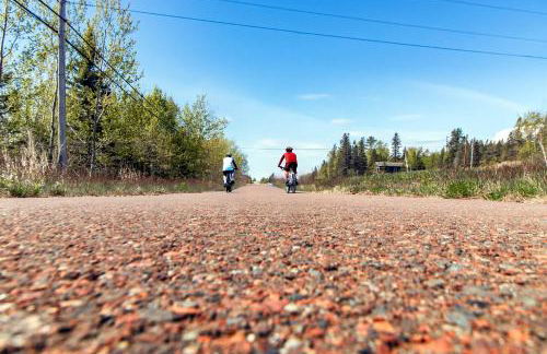 Incredible Views w Garage on Lake and bike trail - Foto 66