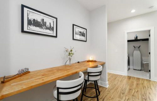 Brand-New 3Story Home with Rooftop in Midtown - Foto 15