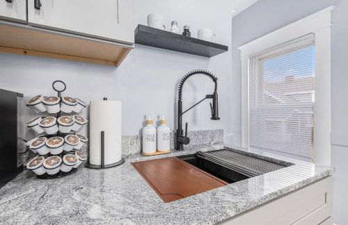 Studio Updated 1 Block to Downtown & Mins to Beach - Foto 20