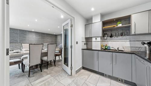 Modern 2 Bed with Balcony & London Eye Views - Foto 4