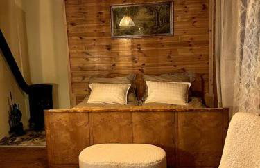 Drewniana chata nad stawem - Foto 22