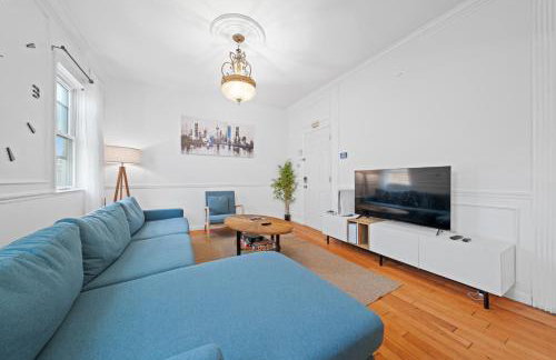 Welcoming Apartment - 10 min Light Rail Access - Foto 2