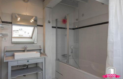 Le Duplex Ensoleillé du Parc * Parking * Balcon * - Foto 10