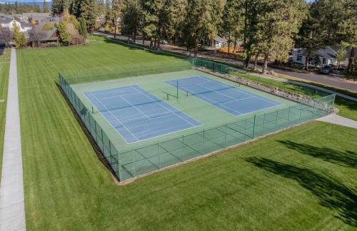 New Build Walk to Sisters Arcade Peloton Fire Pit - Foto 14