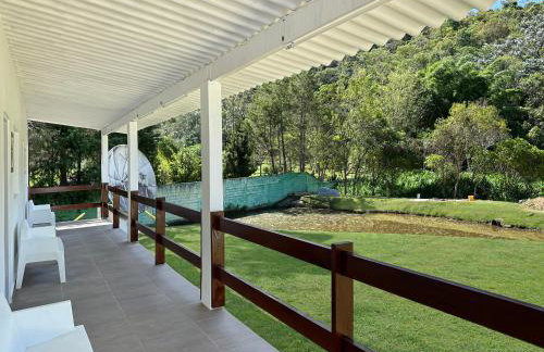 Sítio com Churrasqueira, Piscina, Lago e Natureza - Foto 36