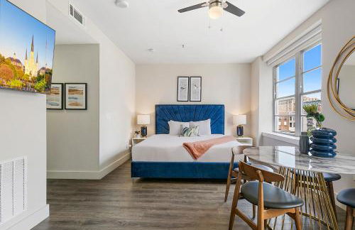 Modern Condos in California Building by Hosteeva - Foto 30