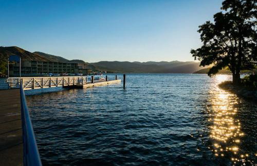 Lake Chelan Shores Sleek Stunner 19 to 4 - Foto 23