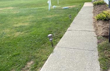 Private 2 Bedroom Lofted Garage Getaway - Foto 37