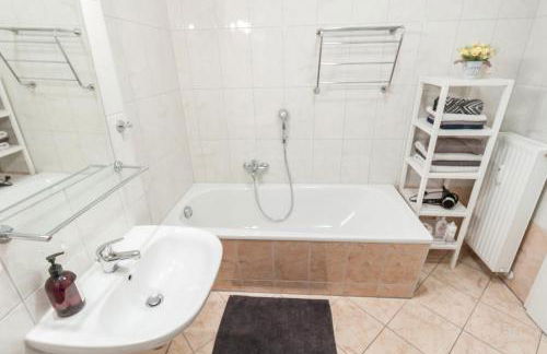 Ferienwohnung "Charlotte" nahe der Elbe mit kostenlosem Parkplatz vor der Tür - Foto 11